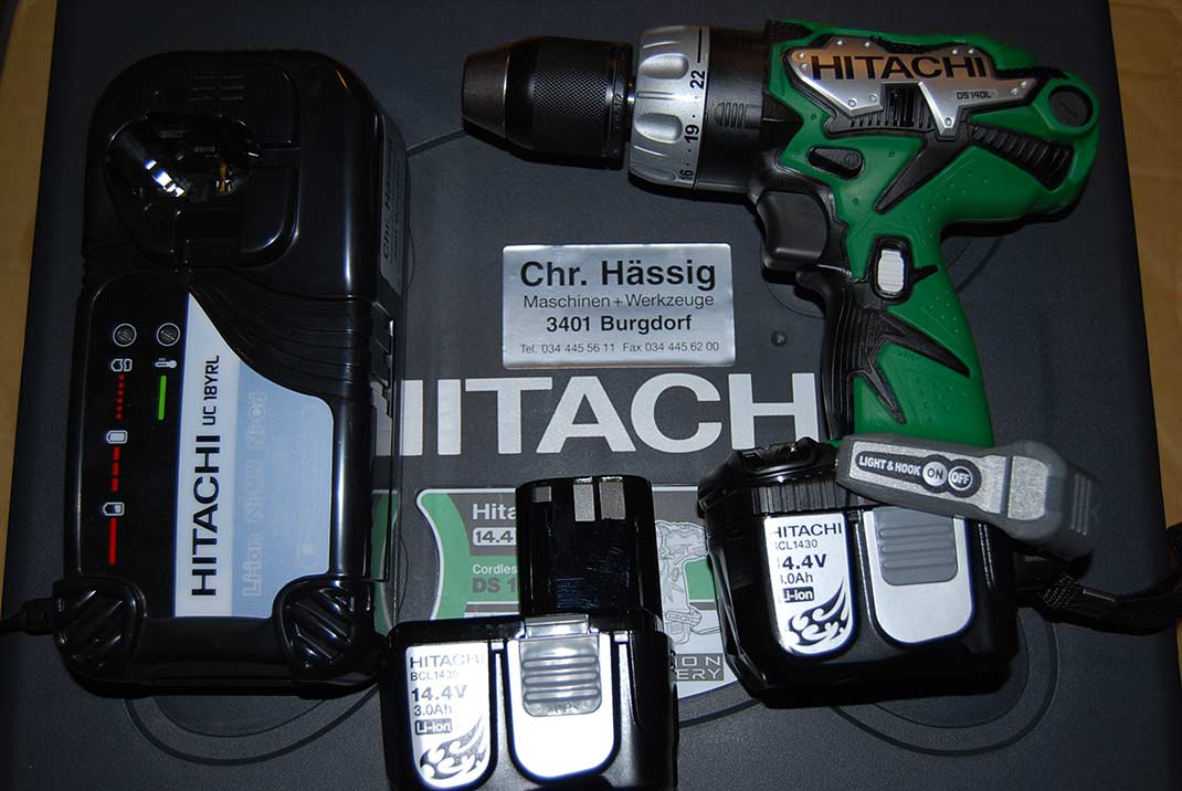 Hitachi DS-14DL im Set