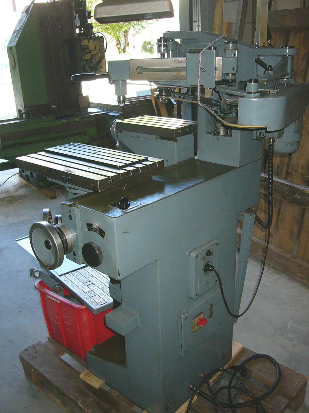 Gravier- und Kopierfräsmaschine Kuhlmann GM II / 3D