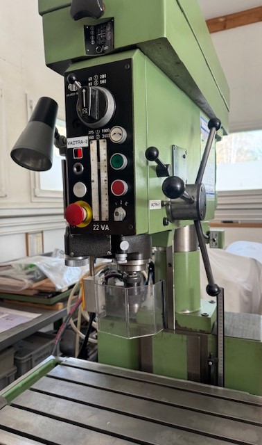 mit 3 Achsen Digital Accu Rite und RSF Massstäben